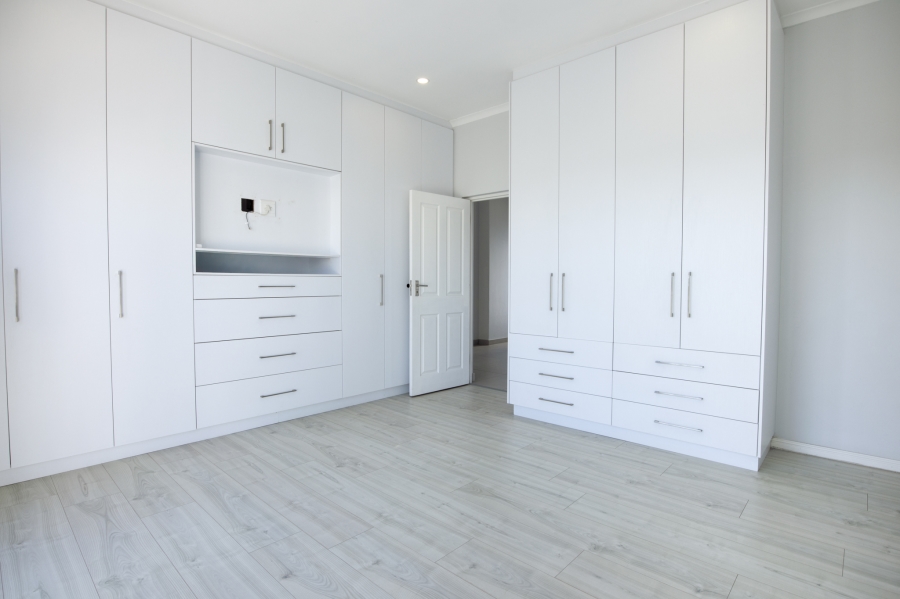 4 Bedroom Property for Sale in Sagewood Western Cape
